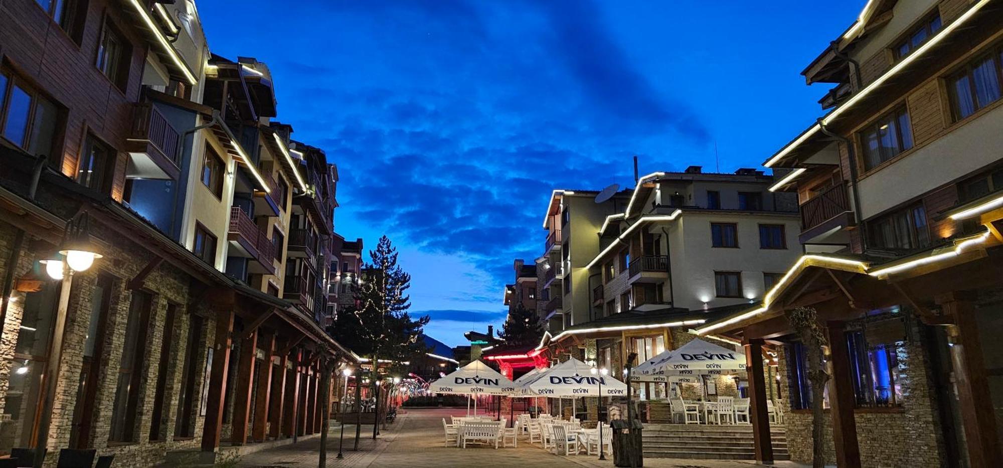 Green Peaks Suite In Pirin Golf & County Club رازلوغ المظهر الخارجي الصورة
