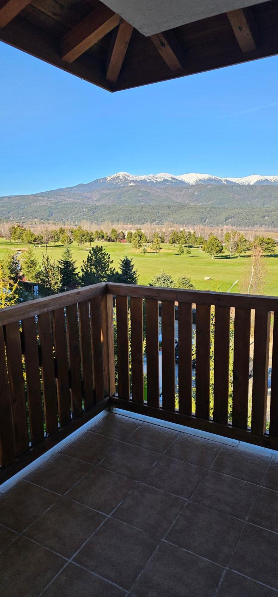 Green Peaks Suite In Pirin Golf & County Club رازلوغ الغرفة الصورة